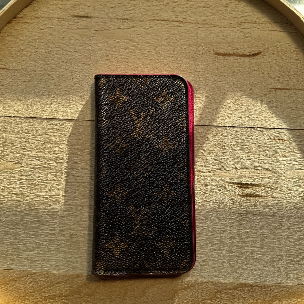 Louis Vuitton Monogrammed iPhone Case (No Plus size)